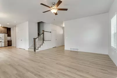 4572 E Flower Pt, Eagle Mountain, UT 84005 - Photo 14