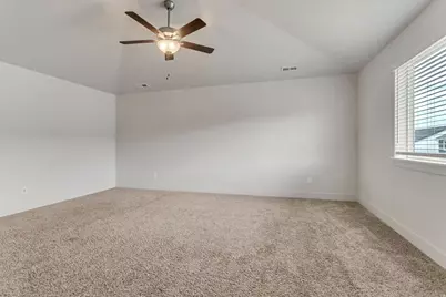 4572 E Flower Pt, Eagle Mountain, UT 84005 - Photo 38