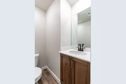 308 N Canterbury Way, Clearfield, UT 84015 - Photo 16