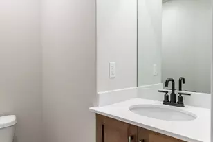 308 N Canterbury Way, Clearfield, UT 84015 - Photo 16