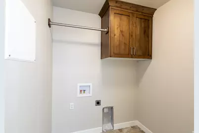 308 N Canterbury Way, Clearfield, UT 84015 - Photo 32