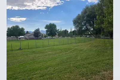 180 E 9100 S, Paradise, UT 84328 - Photo 34