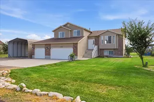 5594 S 6950 W, Hooper, UT 84315 - Photo 4