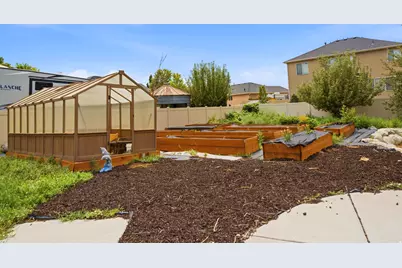 1662 S Country Ln, Lehi, UT 84043 - Photo 44