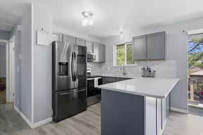 3694 W 4100 S, West Valley, UT 84120 - Photo 8