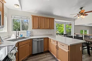 875 N 1340 E, Tooele, UT 84074 - Photo 8