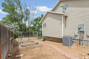 875 N 1340 E, Tooele, UT 84074 - Photo 24