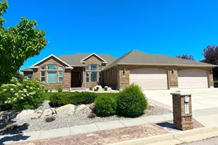 15117 S 2700 W, Bluffdale, UT 84065 - Photo 2