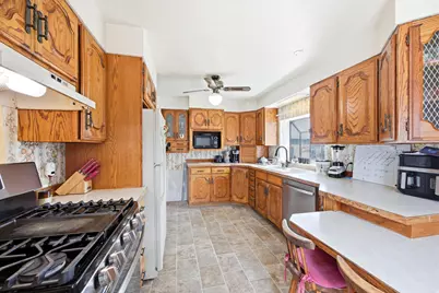 287 S 400 W, Tooele, UT 84074 - Photo 6