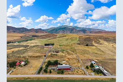 5905 N Old Highway 191 Hwy, Malad City, ID 83252 - Photo 16