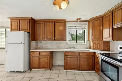 2659 W 7000 S, West Jordan, UT 84084 - Photo 10