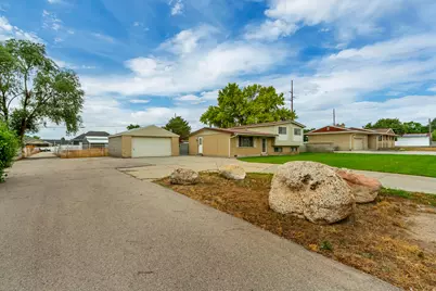 2659 W 7000 S, West Jordan, UT 84084 - Photo 2