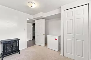 1249 E Greenfield Cir S, Murray, UT 84121 - Photo 26