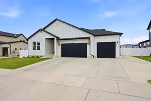 163 N Woodrun Wy, Saratoga Springs, UT 84045 - Photo 2