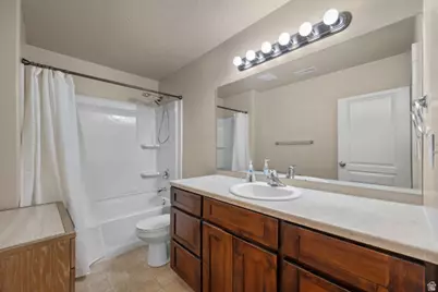 146 E Carbonell Way, Saratoga Springs, UT 84045 - Photo 24