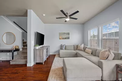 146 E Carbonell Way, Saratoga Springs, UT 84045 - Photo 4