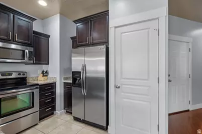 146 E Carbonell Way, Saratoga Springs, UT 84045 - Photo 6