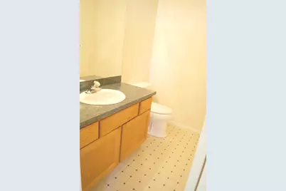 586 N 1260 W, Clinton, UT 84015 - Photo 6