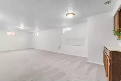 806 Vista Dr, South Ogden, UT 84403 - Photo 18