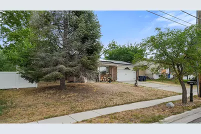 10865 S 1000 E, Sandy, UT 84094 - Photo 22