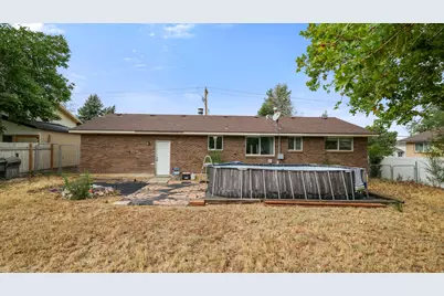 10865 S 1000 E, Sandy, UT 84094 - Photo 24