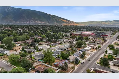 10865 S 1000 E, Sandy, UT 84094 - Photo 28