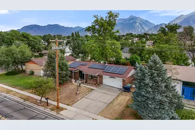 10865 S 1000 E, Sandy, UT 84094 - Photo 20