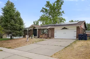 10865 S 1000 E, Sandy, UT 84094 - Photo 2