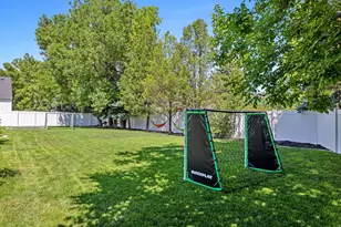 5976 W Woodshire Ln, Highland, UT 84003 - Photo 28