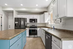 10623 S Ozarks Dr, South Jordan, UT 84009 - Photo 14