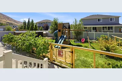 344 E 700 N, Springville, UT 84663 - Photo 48