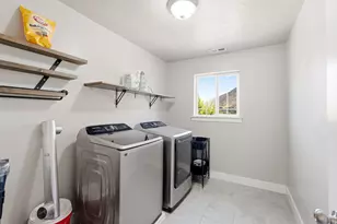 344 E 700 N, Springville, UT 84663 - Photo 36