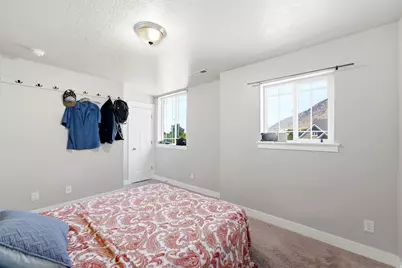 344 E 700 N, Springville, UT 84663 - Photo 32