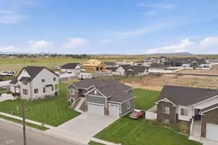 3237 S 5100 W, Hooper, UT 84315 - Photo 24