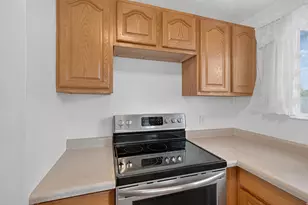 587 Julep Dr, Salt Lake City, UT 84107 - Photo 12