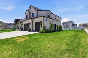 3364 S Mapleton Heights Dr, Mapleton, UT 84664 - Photo 2
