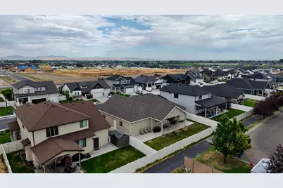 3032 S 2125 W, West Haven, UT 84401 - Photo 58
