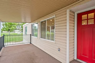 779 W Monte Bella S, Taylorsville, UT 84123 - Photo 2