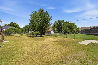 1311 S Marilyn Dr W, Syracuse, UT 84075 - Photo 30