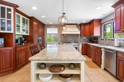 4049 E Prospector Dr S, Cottonwood Heights, UT 84121 - Photo 18