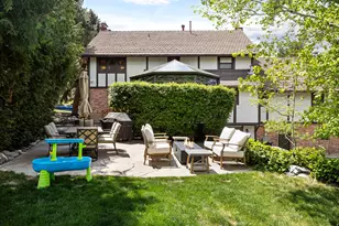 4049 E Prospector Dr S, Cottonwood Heights, UT 84121 - Photo 50