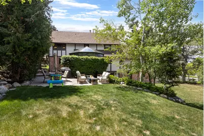 4049 E Prospector Dr S, Cottonwood Heights, UT 84121 - Photo 52