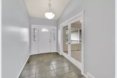 1047 S 750 E, Kaysville, UT 84037 - Photo 4