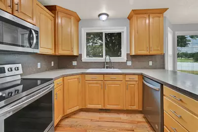 1047 S 750 E, Kaysville, UT 84037 - Photo 14