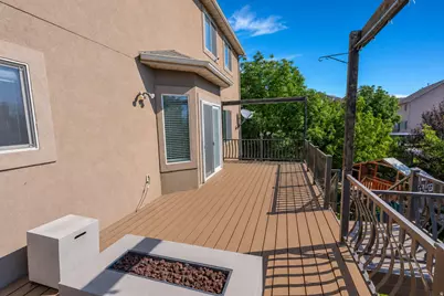 9048 N Clubhouse Ln, Eagle Mountain, UT 84005 - Photo 38