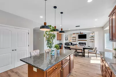 9048 N Clubhouse Ln, Eagle Mountain, UT 84005 - Photo 14
