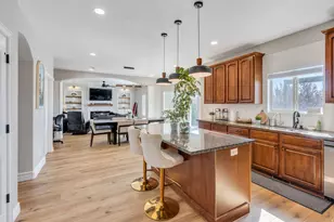9048 N Clubhouse Ln, Eagle Mountain, UT 84005 - Photo 8