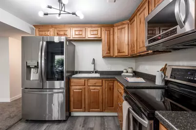 2399 Catalina Dr, Cottonwood Heights, UT 84121 - Photo 32
