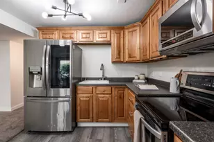 2399 Catalina Dr, Cottonwood Heights, UT 84121 - Photo 32