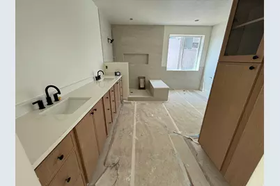 1615 N 320 E #1, Orem, UT 84057 - Photo 14